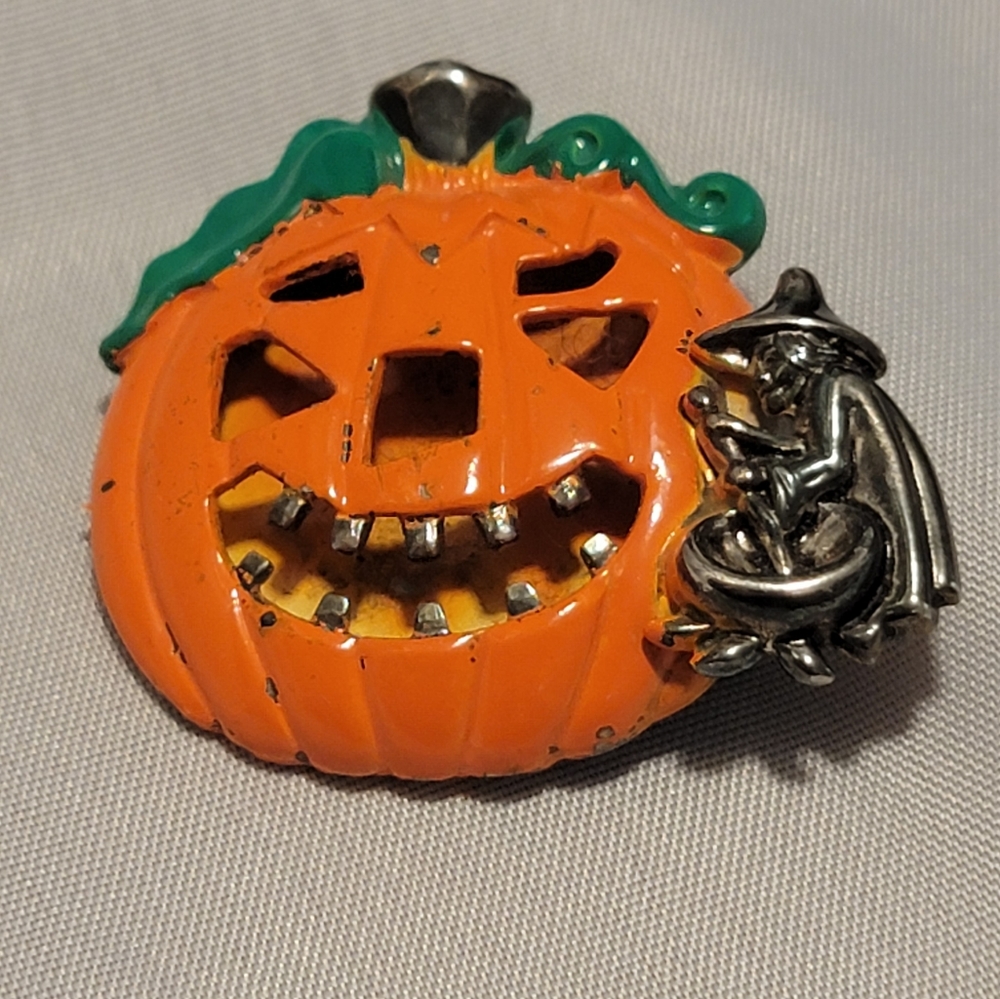 Signed "BEST" Halloween Pumpkin Brooch with Witch and Brew Pot Hand Painted